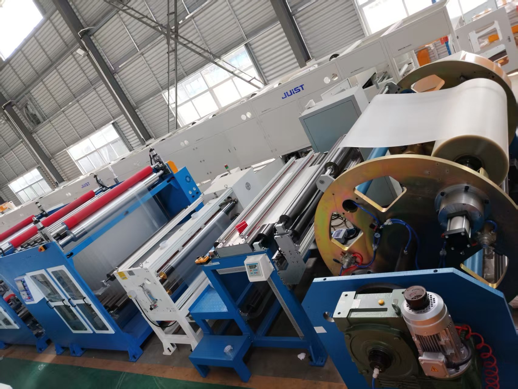 Ang Ang Juist Secures Pinakabagong R&D Patent, Nangunguang Innovation SA Roll to Roll Screen Printing Technology